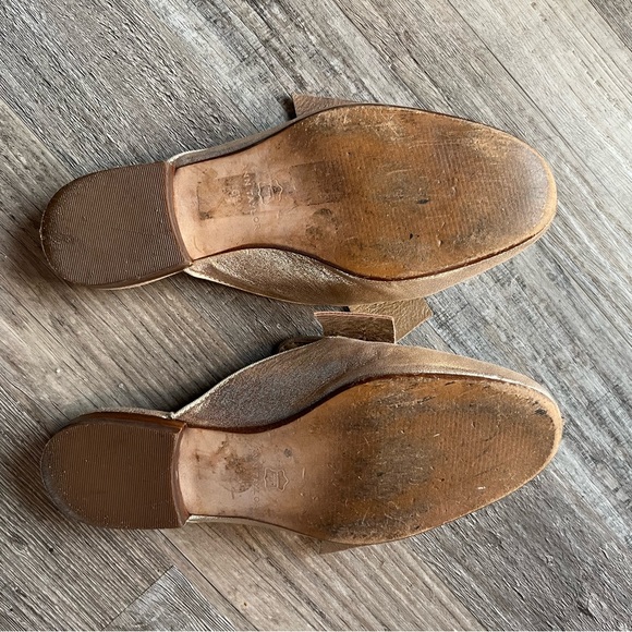 Metallic gold mules - Picture 2 of 2